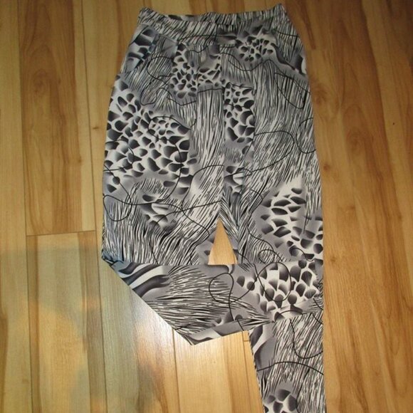 Lightweight pants with wild pattern - Picture 1 of 1